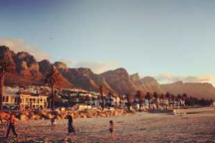 Camps Bay - where the rich come out to play